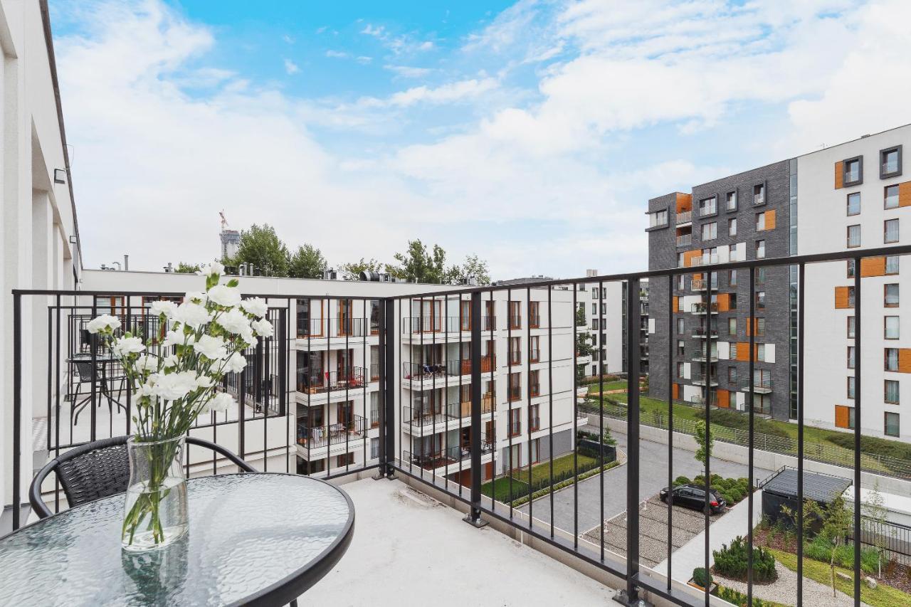 Go Rakowicka By Renters Apartament *