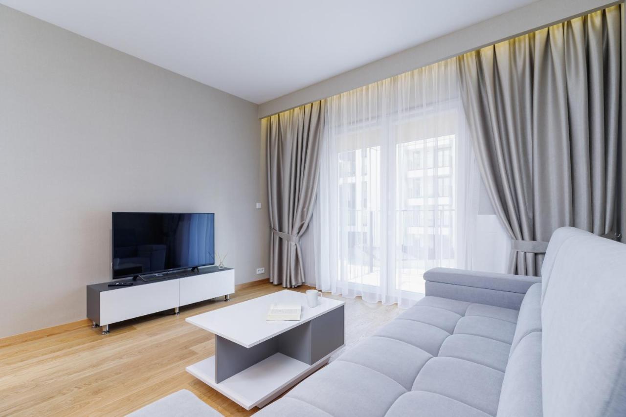 Go Rakowicka By Renters Apartament